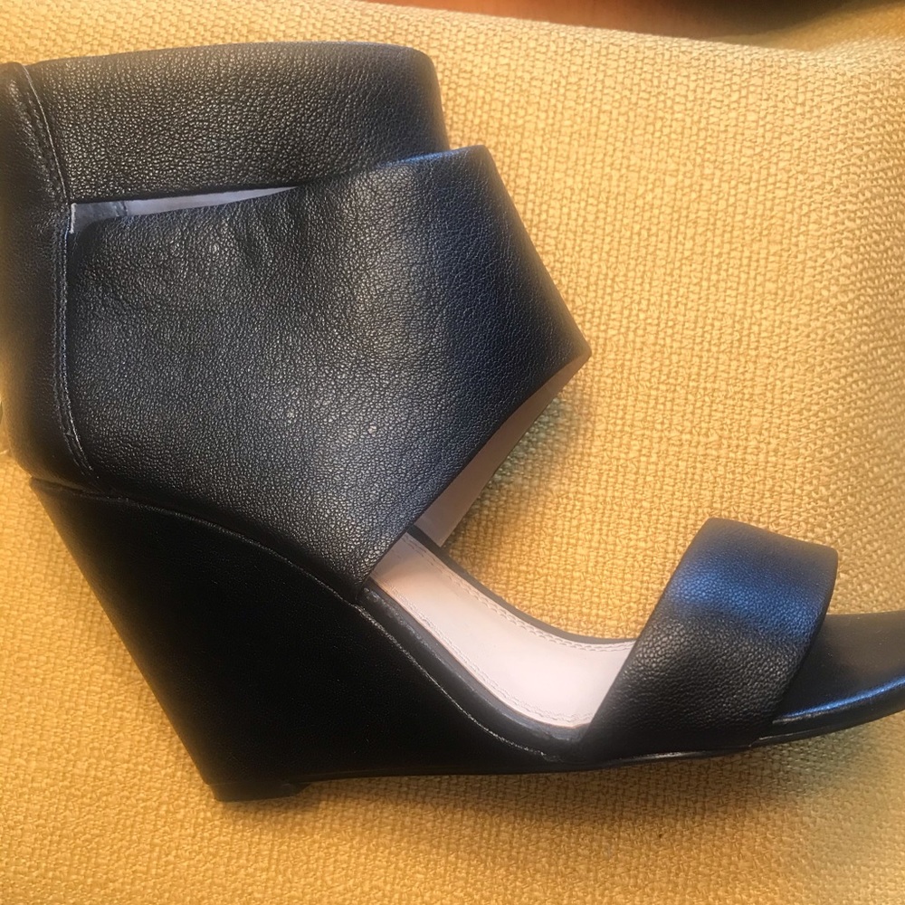 Banana republic black wedge